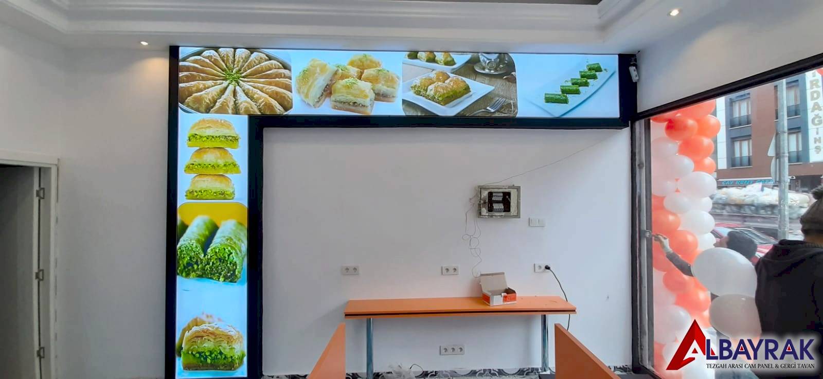 Pastane Cafe Gergi Tavan